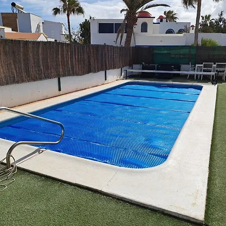 Rayo Azul, Piscina, Wifi, Vista Al Mar فيلة