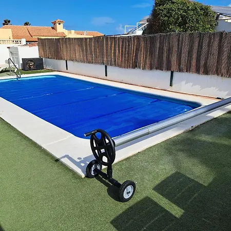 Rayo Azul, Piscina, Wifi, Vista Al Mar فيلة لا أوليفا