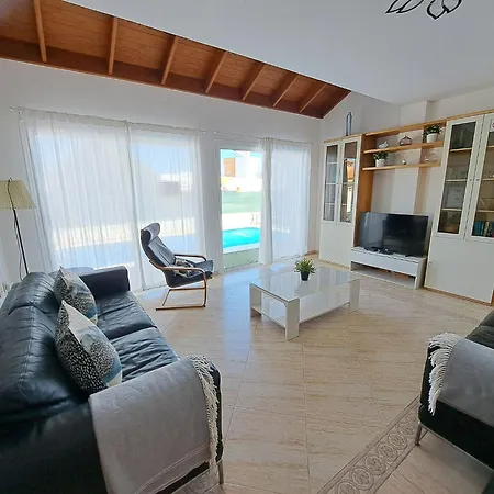 Rayo Azul, Piscina, Wifi, Vista Al Mar فيلة