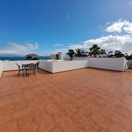 Rayo Azul, Piscina, Wifi, Vista Al Mar فيلة *